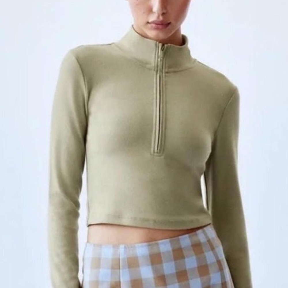 Aritzia Sunday Best- Monarch Half Zip Long Sleeve